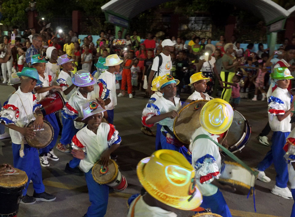 carnival-01